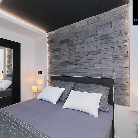 Legacy Marine2 - Zadar, Luxury Suites Exteriör bild