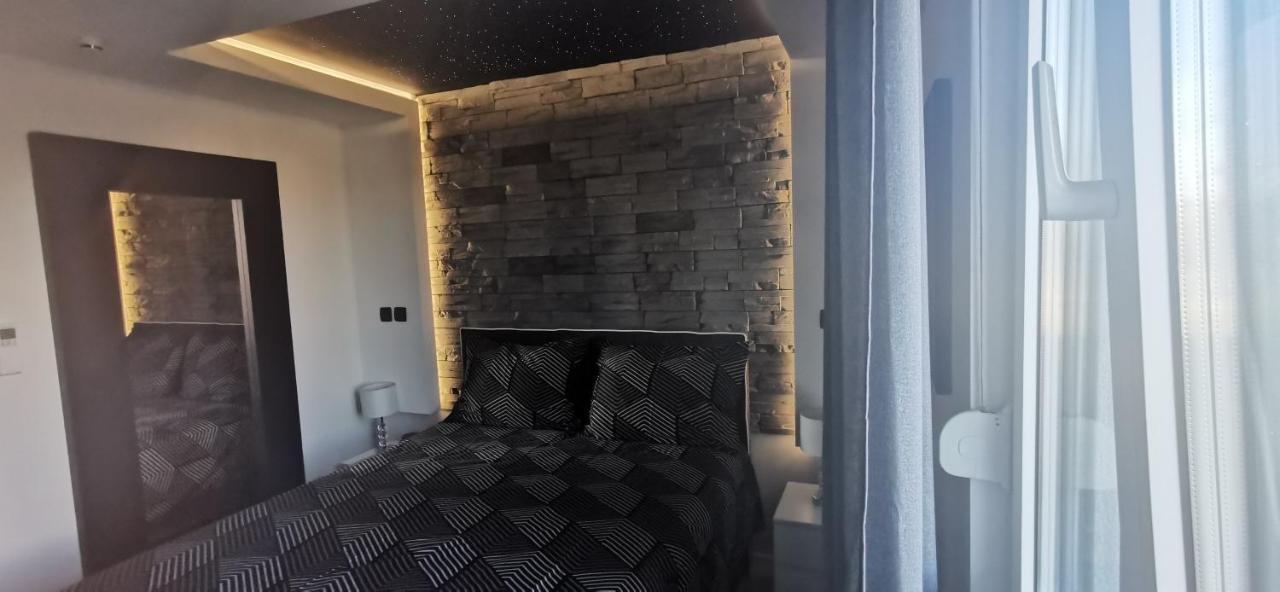 Legacy Marine2 - Zadar, Luxury Suites Exteriör bild