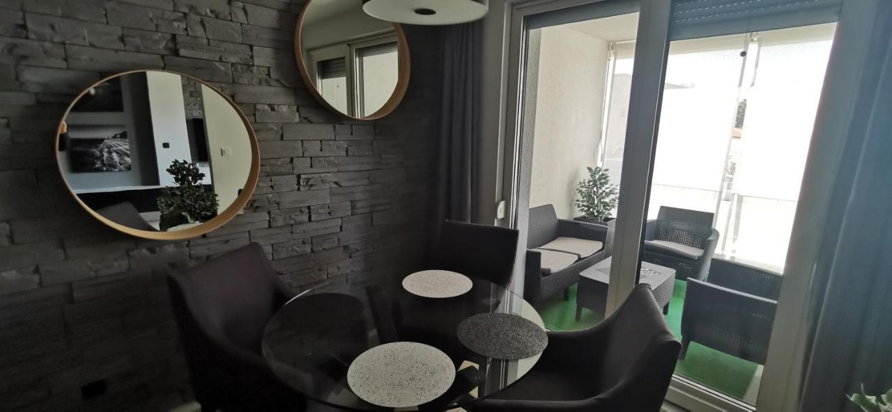 Legacy Marine2 - Zadar, Luxury Suites Exteriör bild